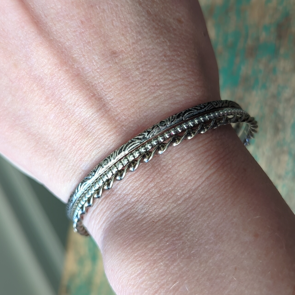 Vintage Boho Bohemian Western Silver-Tone Metal Bangle Bracelet Trio Set - Picture 1 of 8